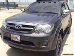 Toyota Fortuner SR5 (7Ptos) 4x4 - Automatico