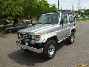 Toyota Macho Chasis 4x4 - Sincronico