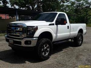 Ford F-250 Cabina Regular XL 4x4 - Automatico