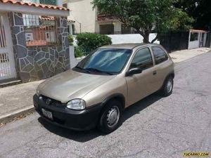 Chevrolet Corsa HB 2P A/A - Automatico