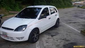 Ford Fiesta 4P - Sincronico