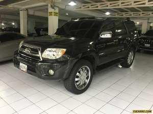 Toyota 4Runner Limited V6 4x4 - Automatico