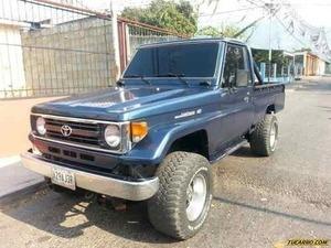 Toyota Macho Pick-Up