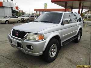 Mitsubishi Montero Sport 4x4 - Automatico