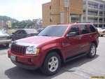 Jeep Grand Cherokee Laredo 4x4 - Automatico