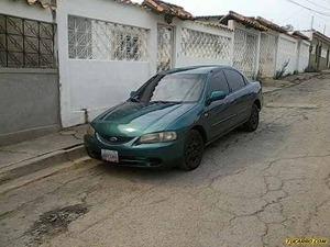 Ford Laser GLXi - Sincronico