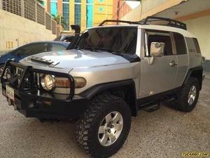 Toyota FJ Cruiser 4x4 - Automatico