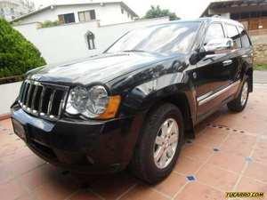 Jeep Grand Cherokee Laredo 4x4 - Automatico