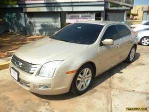 Ford Fusion SEL V6 - Automatico