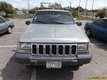 Jeep Grand Cherokee Laredo - Automatico