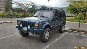 Jeep Cherokee Classic 4x4 - Automatico