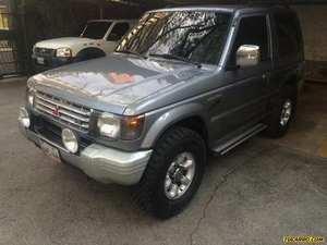 Mitsubishi Montero Dakar GLX 2P 4x4 - Sincronico