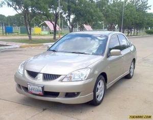 Mitsubishi Lancer Touring 2.0 - Sincronico