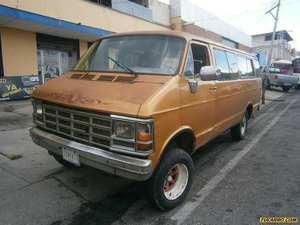 Dodge Ram Van