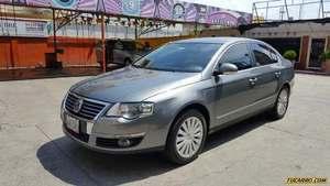 Volkswagen Passat Highline - Automatico