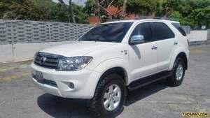 Toyota Fortuner SR5 (7Ptos) 4x4 - Automatico