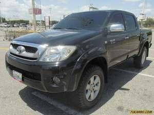 Toyota Hilux Doble Cabina 4x4 - Automatico