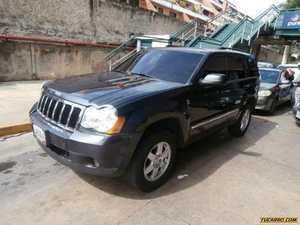 Jeep Grand Cherokee Laredo 4x4 - Automatico