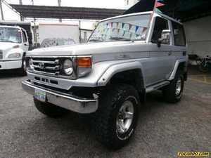 Toyota Macho LX 4x4 - Sincronico