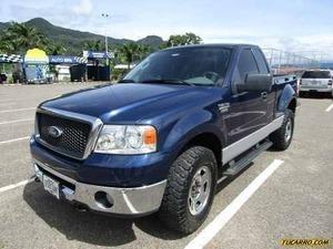 Ford F-150 XLT - Automatico