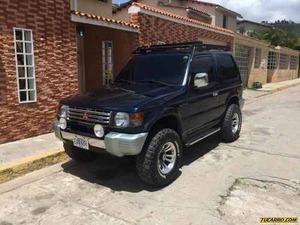 Mitsubishi Montero Dakar GLX 2P 4x4 - Sincronico