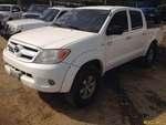 Toyota Hilux Doble Cabina Kavak 4x4 - Automatico