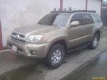 Toyota 4Runner Limited V8 4x4 - Automatico