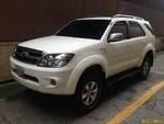 Toyota Fortuner SR5 (7Ptos) 4x4 - Automatico