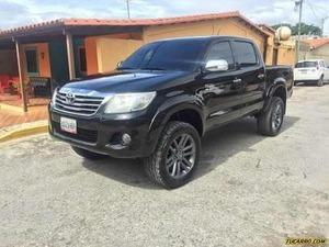 Toyota Hilux Doble Cabina Kavak 4x4 - Automatico