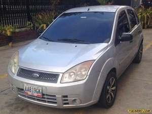 Ford Fiesta Power / Max - Automatico