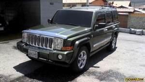 Jeep Commander Limited 4x4 - Automatico