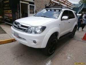 Toyota Fortuner SR5 (7Ptos) 4x4 - Automatico