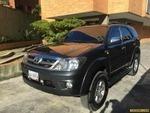 Toyota Fortuner SR5 4x4 - Automatico