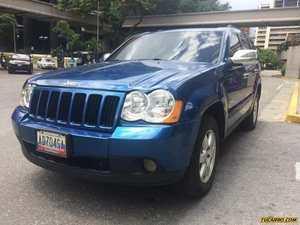 Jeep Grand Cherokee Laredo 4x4 - Automatico