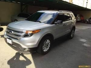 Ford Explorer XLT 4x4 - Automatico