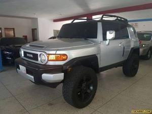 Toyota FJ Cruiser 4x4 - Automatico