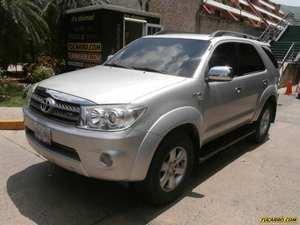 Toyota Fortuner SR5 (7Ptos) 4x4 - Automatico