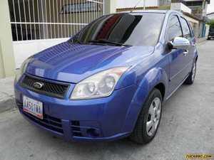 Ford Fiesta Power / Max - Automatico