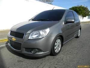 Chevrolet Aveo HB LT 2P - Automatico