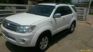 Toyota Fortuner SR5 (7Ptos) - Automatico