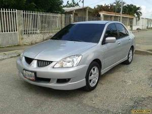 Mitsubishi Lancer Touring 2.0 - Sincronico