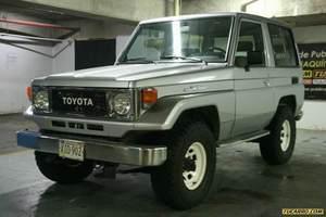 Toyota Macho LX 4x4 - Sincronico