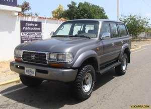 Toyota Autana LX / Autana 4x4 - Sincronico