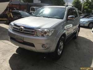 Toyota Fortuner SR (7Ptos) - Automatico