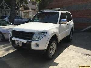 Mitsubishi Montero Limited GLS 2P 4x4 - Automatico