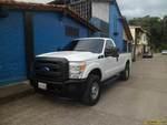 Ford F-250 Cabina Regular XL 4x4 - Automatico