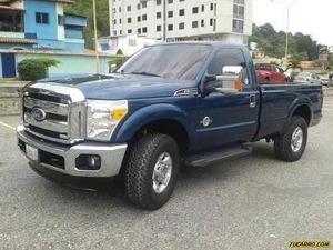 Ford F-250 Cabina Regular XLT 4x4 - Automatico