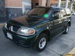 Mitsubishi Montero Sport 4x4 - Automatico