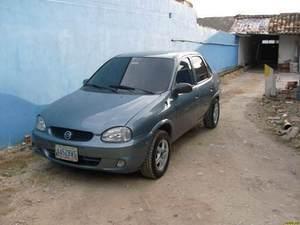 Chevrolet Corsa 4P - Automatico