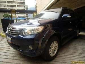 Toyota Fortuner SR (7Ptos) 4x4 - Automatico